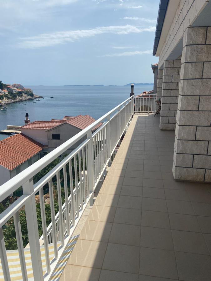 Apartments Duvan Zavalatica Esterno foto